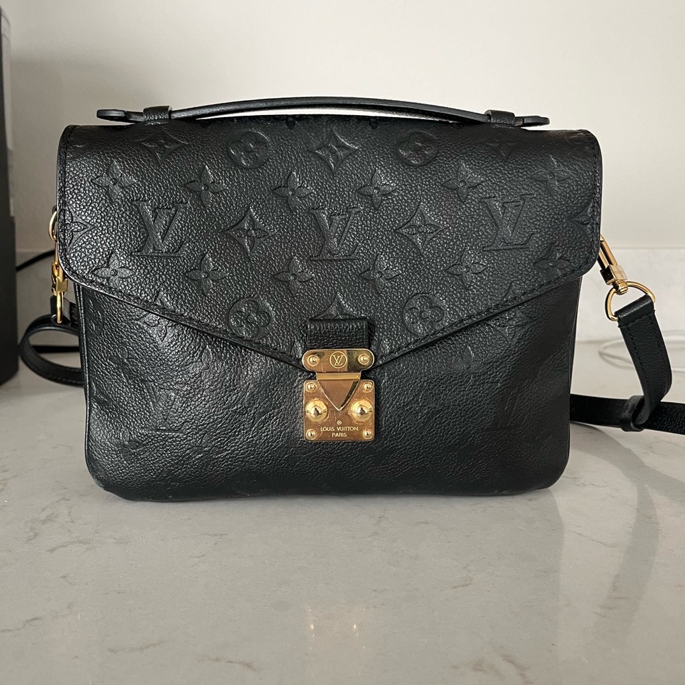 Louis Vuitton Pochette Métis with box and bag - Picture 5 of 5